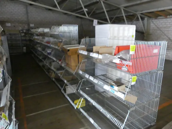 Konvolut Sanitär, Installation & Heizungstechnik, Zubehör, divers Umfang: 9x Feldinhalt, ohne Gitterkörbe